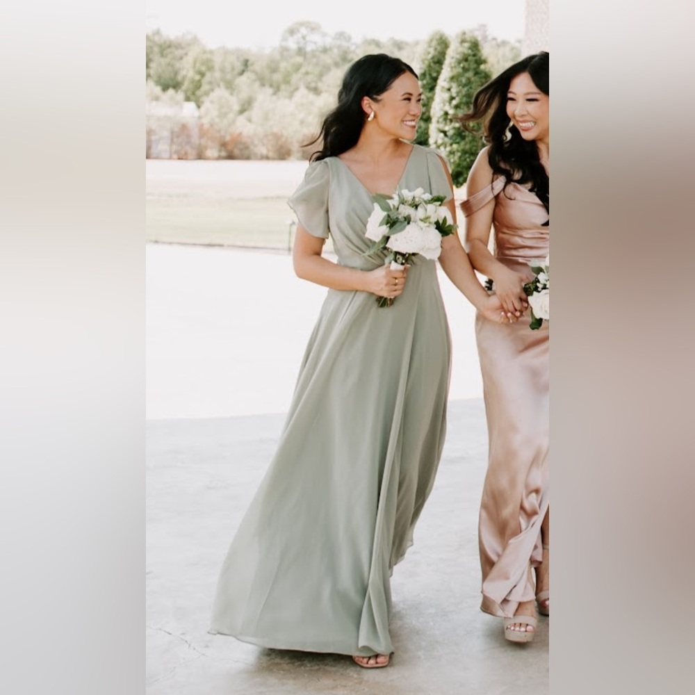 David’s bridal bridesmaid gown
